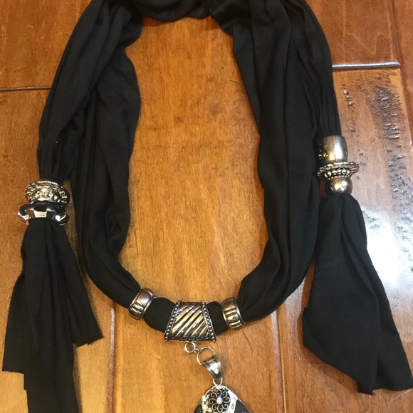 🇱🇷 2 scarves - Picture 6 of 6